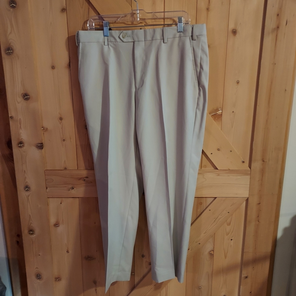 Jos. A. Bank - Pants, Cream Color, Trousers Measures 34x28, Have Been Hemmed.